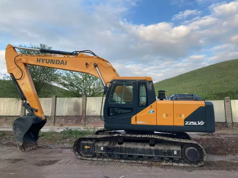 Спецтехника Hyundai R225LVS 2019 г. - 2602 - фото 1