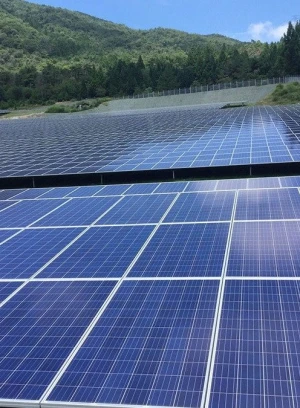 Costruzione di un impianto solare ibrido da 3 mW per le imprese - 660525 - foto 1 (mini)