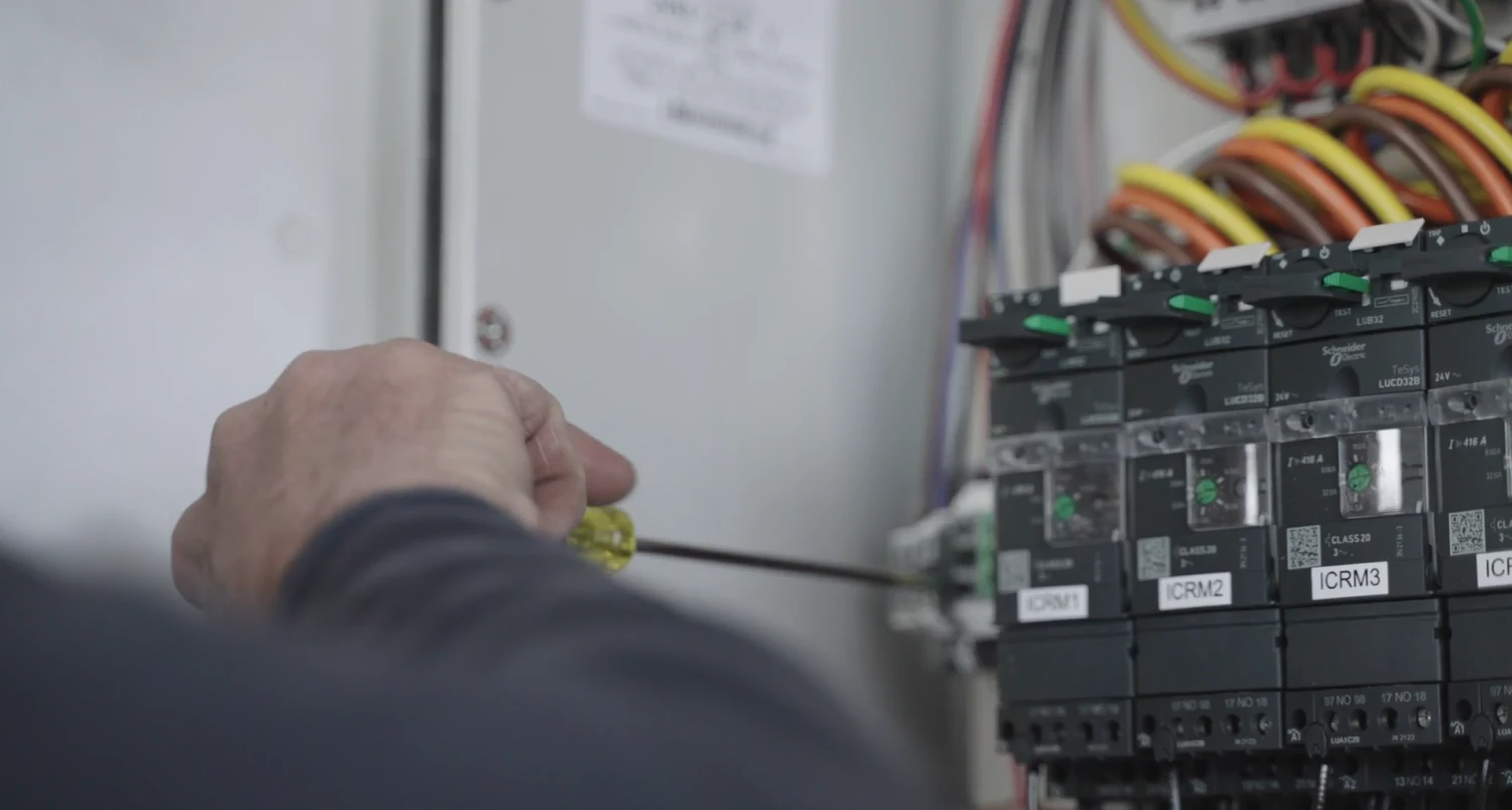 Güvenilir elektrik tedarik sistemlerinin geliştirilmesi - photo - ID124