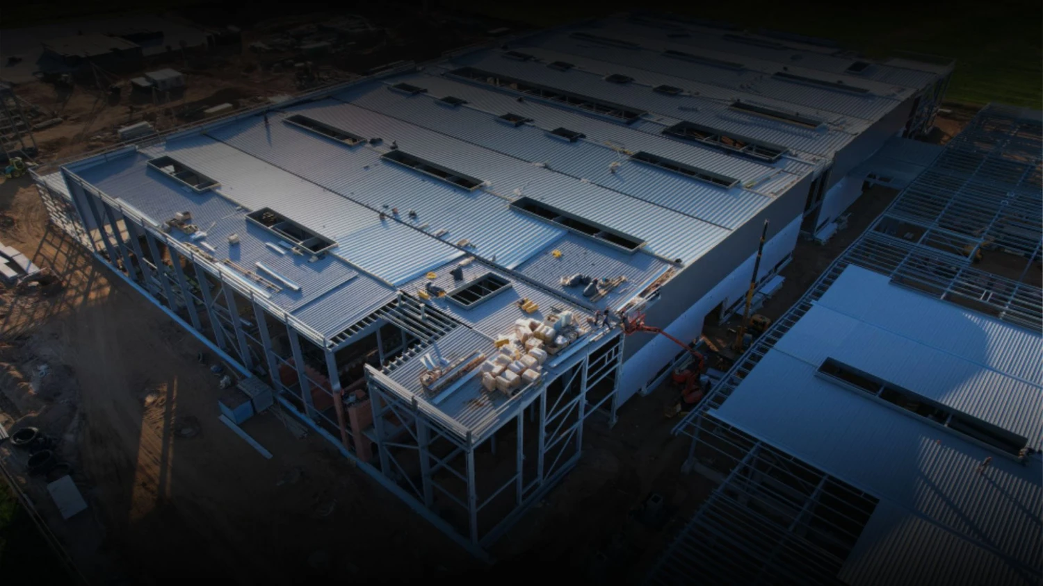 Строительство зданий из металлоконструкций под ключ - banner-90