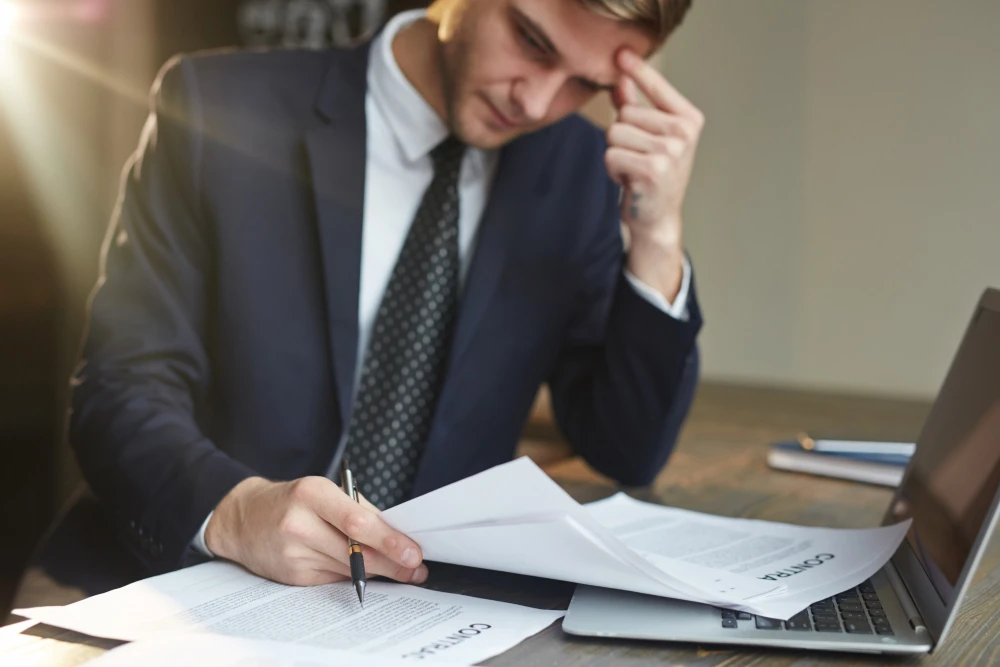 7 Mistakes That Get Businesses Rejected for Loans - photo - ID206
