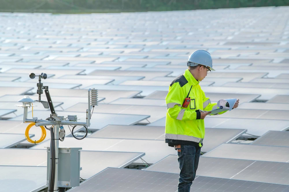 Hoe kiest u de juiste apparatuur voor een zonne-energiesysteem? Belangrijke aandachtspunten vóór uw investering - photo - ID251