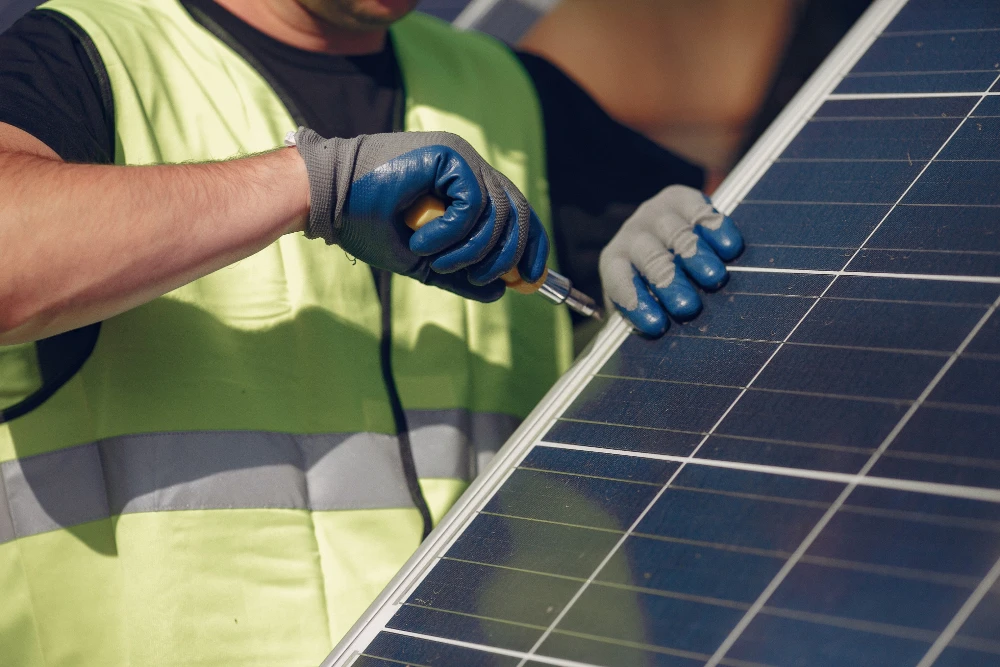 How maintenance affects the stable operation of a solar power plant - photo - ID263