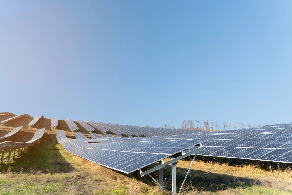 The Future of Solar Energy: Perovskite Solar Cells, Bifacial Panels, Energy Storage Systems, and Smart Grids - photo - ID273