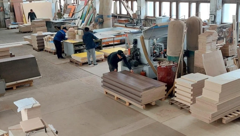 Жиһаз өндірісімен жұмыс істейтін кәсіпорын сатылады - 2103 - фото 2