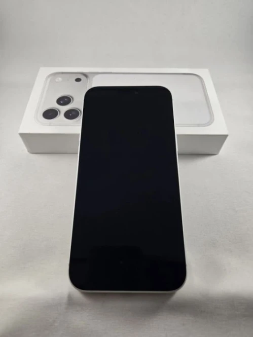 Apple iPhone 17 Pro Max 256 GB Zilver ontgrendeld - 2265 - foto 2