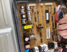 Ремонт холодильников на дому — быстро, аккуратно, с гарантией - 660287 - фото 1 (mini)